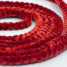 Load image into Gallery viewer, Velvet Popcorn Necklace