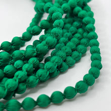 Load image into Gallery viewer, Silk Popcorn Necklace