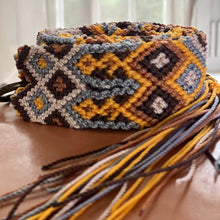 Load image into Gallery viewer, Mexican Shoulderbelt