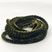 Load image into Gallery viewer, Velvet Popcorn Necklace