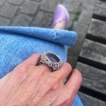 Load image into Gallery viewer, Medium Stone Ring, Amethyste