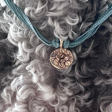 Load image into Gallery viewer, Catherine Michiels Charm Bracelet 'Magnolia'