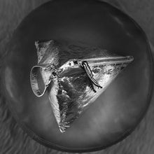 Load image into Gallery viewer, Cosmos Triangle