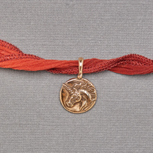 Load image into Gallery viewer, Catherine Michiels Charm Bracelet 'Unicorn'