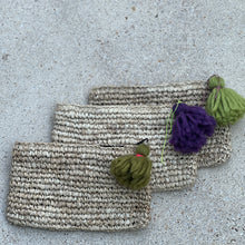 Load image into Gallery viewer, Raffia Clutch with zipper Small, Natural
