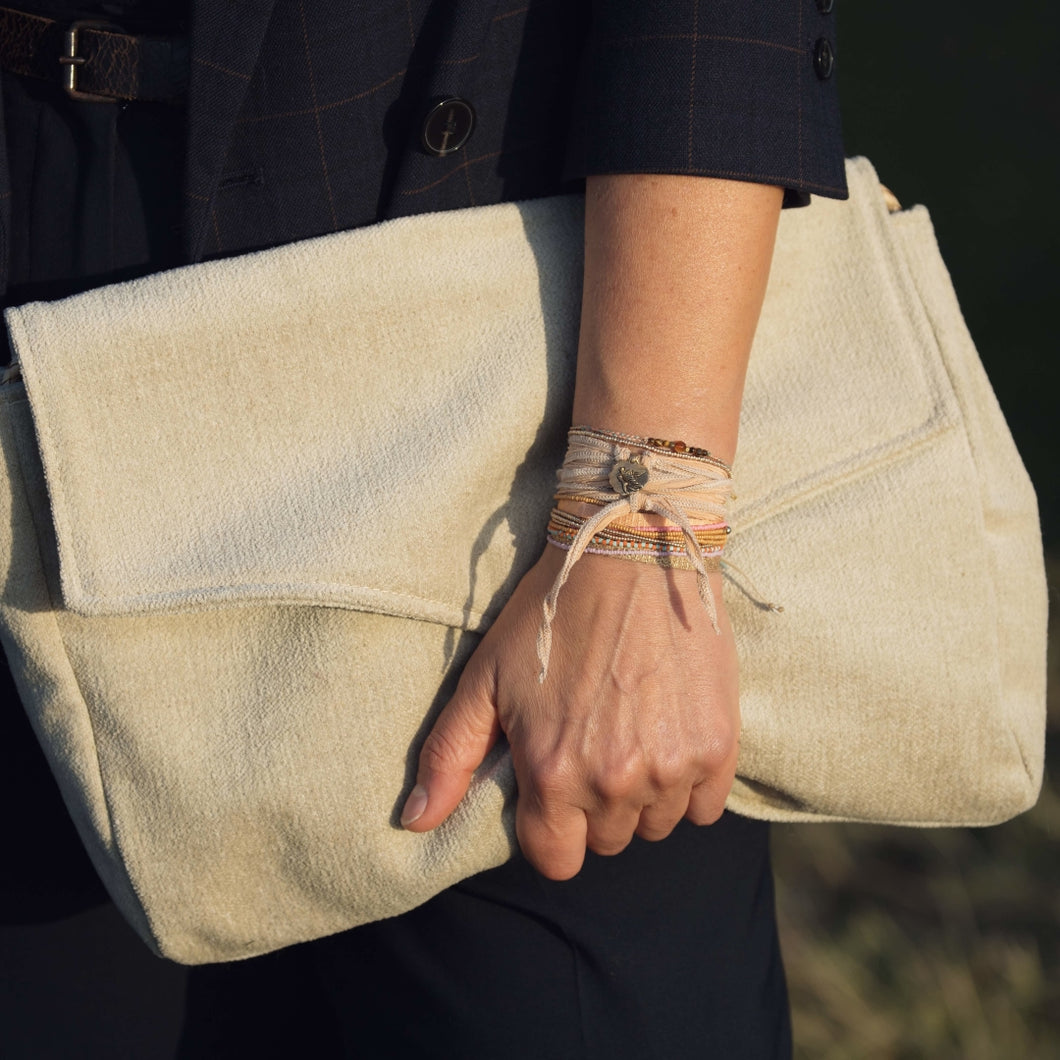 XL Clutch Beach